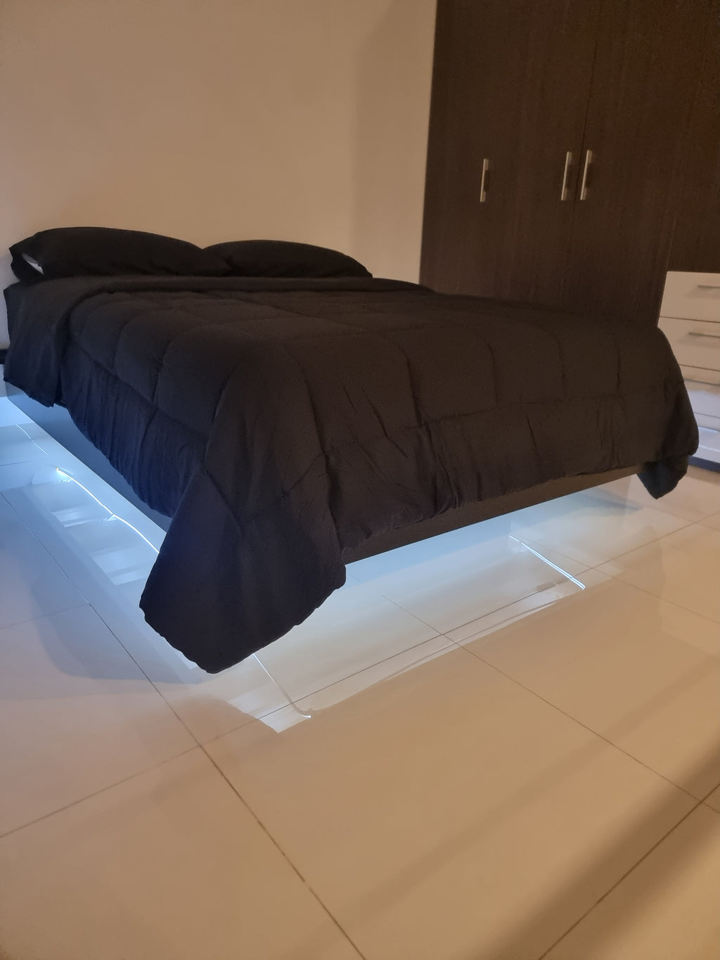 Base de Cama Queen Size con iluminación LED