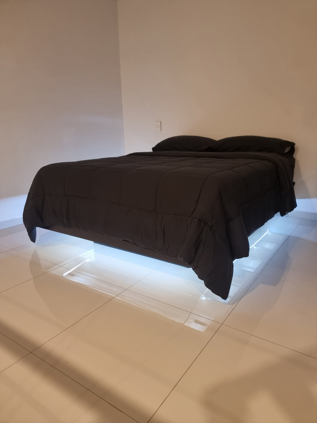 Base de Cama Queen Size con iluminación LED